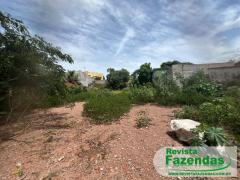 Terreno Residencial Medindo 1.400M2 Com 02 Frentes Ótimo Para Construção De Condomínio Multifamiliar Ou Kitinetes De Um Quarto 